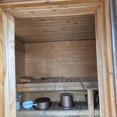 Eraemoekki Puruveden Rannalla * Vaara